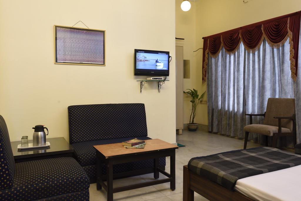 Hotel Esplanade Chambers Kalküta Dış mekan fotoğraf